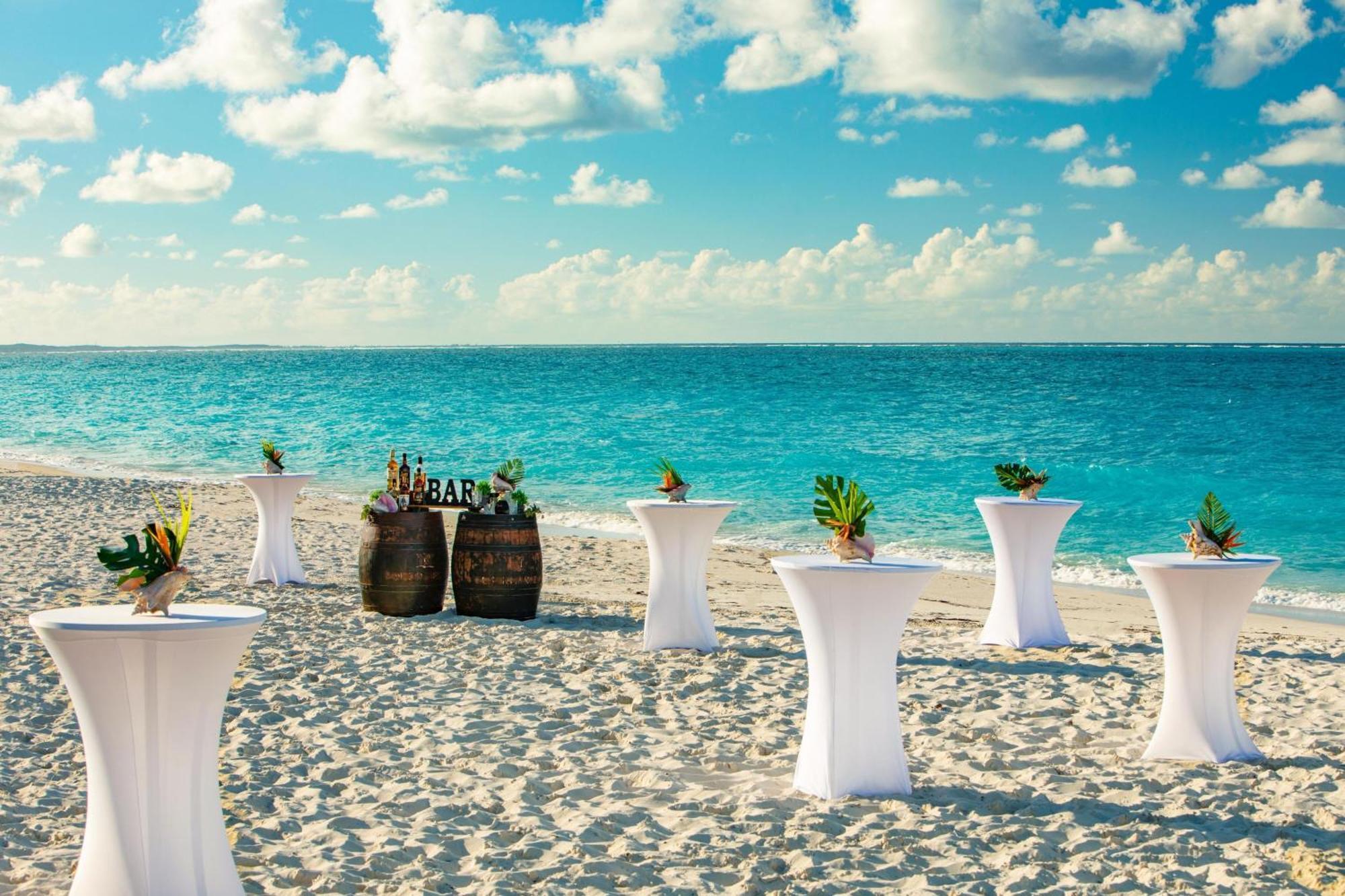 The Ritz-Carlton, Turks & Caicos Grace Bay Exterior foto